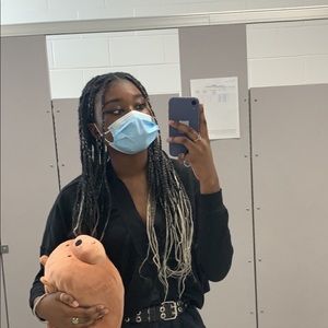 Meet your Posher, Daniella